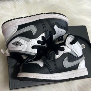 Jordan 1 mid(td)